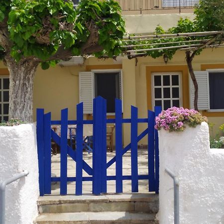 Villa Το Σπίτι Της Μαργαρίτας Στην Παραλία Nea Styra Exterior foto