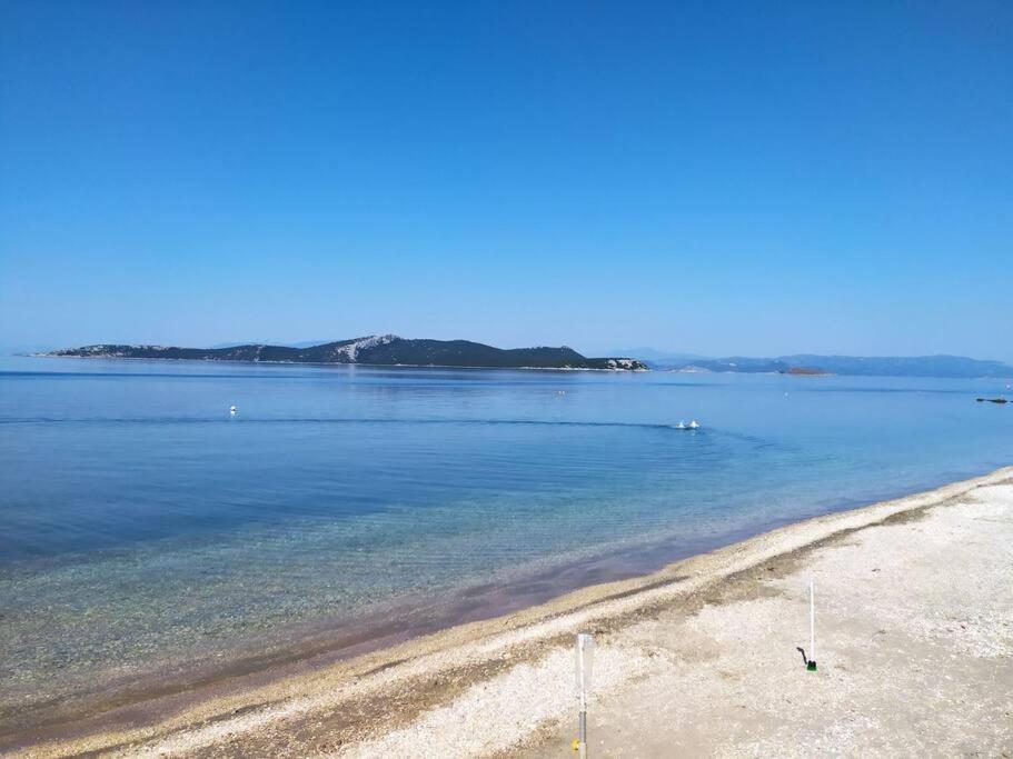 Villa Το Σπίτι Της Μαργαρίτας Στην Παραλία Nea Styra Exterior foto