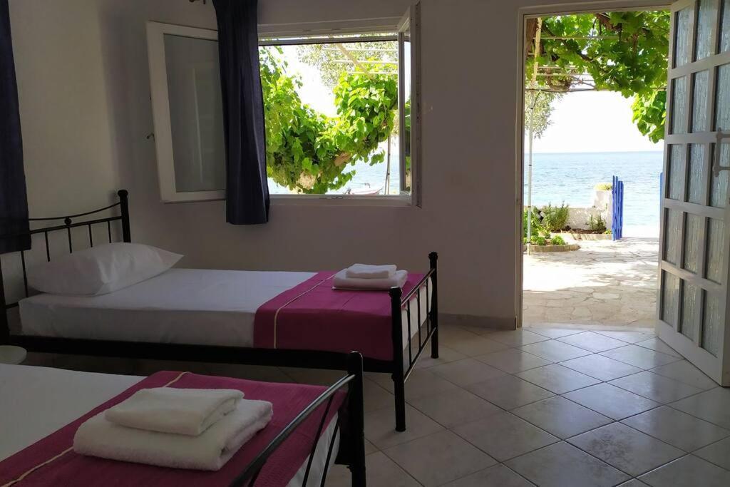 Villa Το Σπίτι Της Μαργαρίτας Στην Παραλία Nea Styra Exterior foto